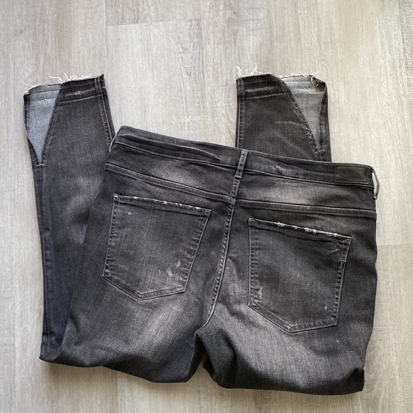 Express Stretch Denim Jean - Picture 7 of 10